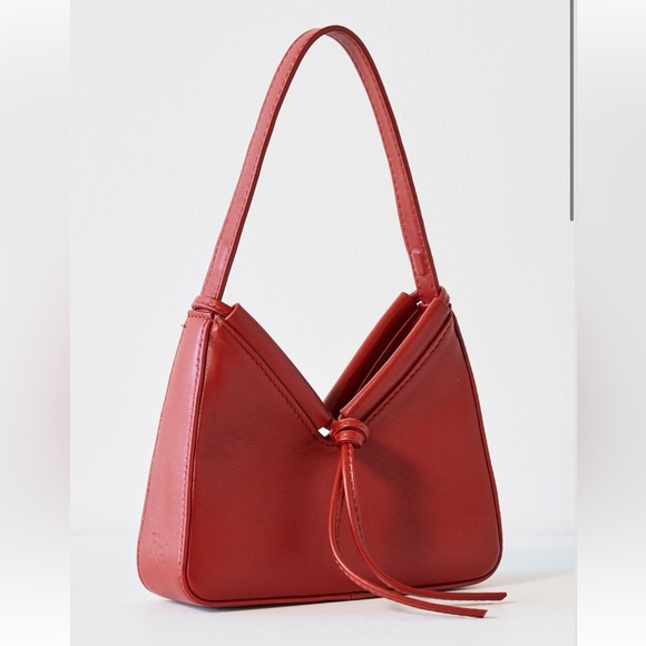 Reformation Handbags - NWOT Reformation Mini Chiara Shoulder Bag *Sold out everywhere*